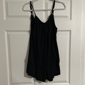 Stretchy short romper with pockets